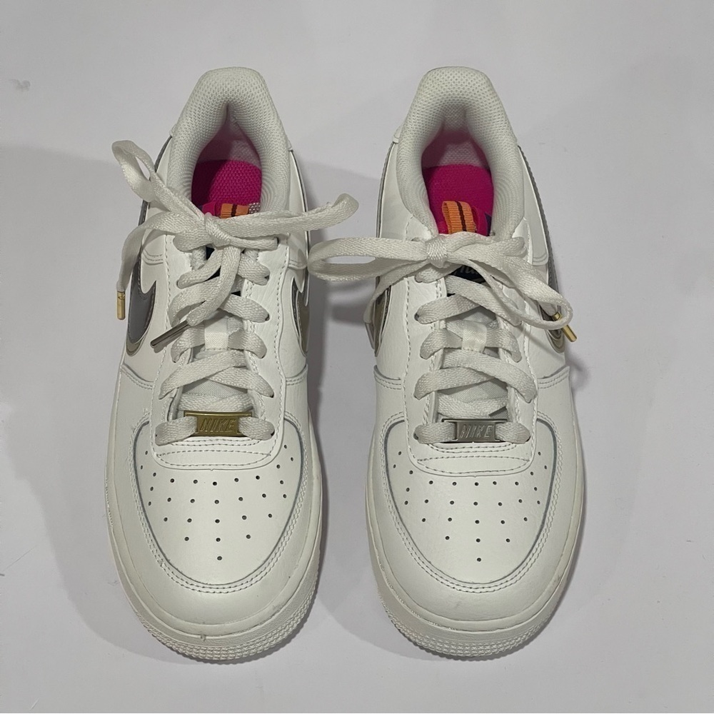 Nike Girls Air Force 1 LV8 Casual Shoes (DH9595-001) Youth - White Sz 6 - Picture 2 of 12